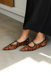 Leopard Fleur Flat