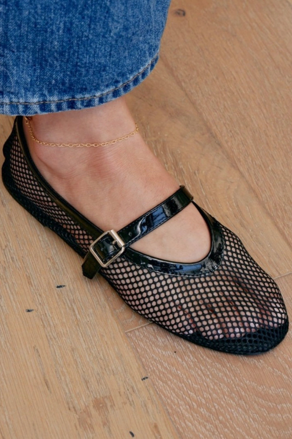 Black Nolita Flat