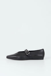 Black Wioletta Flat