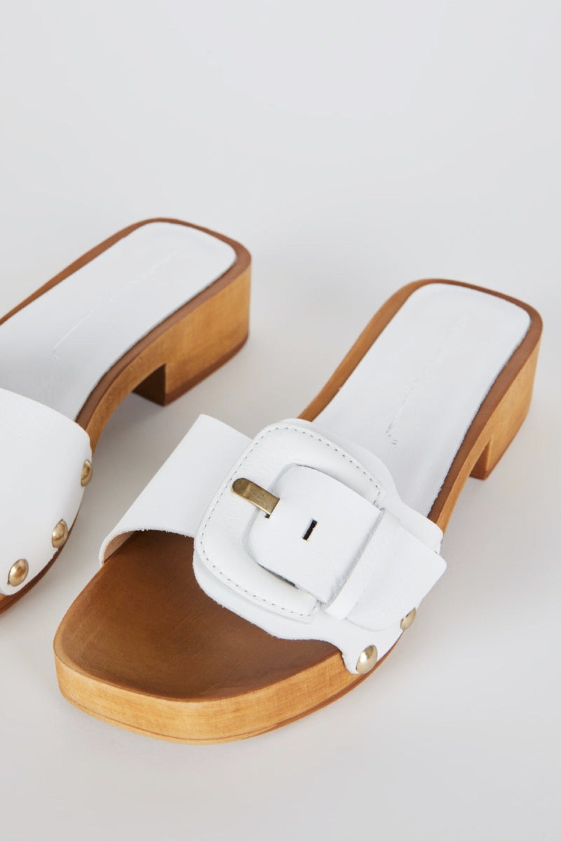 White Mar Sandal