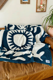 Pacific Blue Paradise Plush Throw