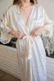 Alexandra Robe