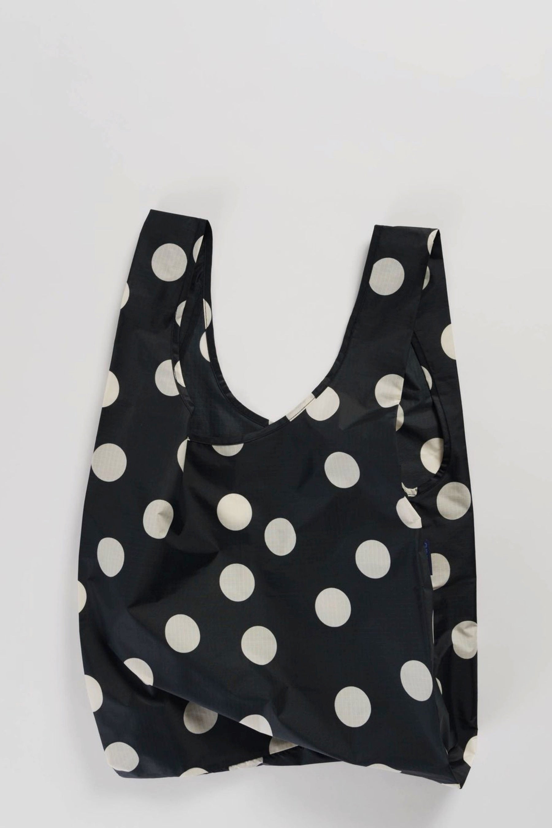 Tuxedo Dot Baggu